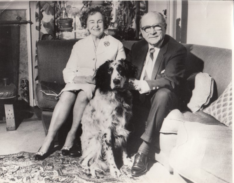 В. К. Зворыкин с женой. 1960-е гг.
